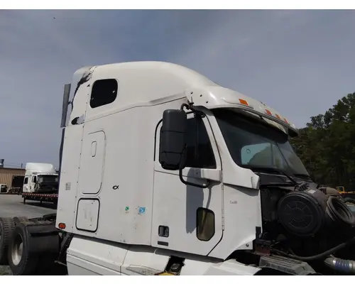 FREIGHTLINER CENTURY 120 CAB