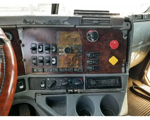 FREIGHTLINER CENTURY 120 CAB