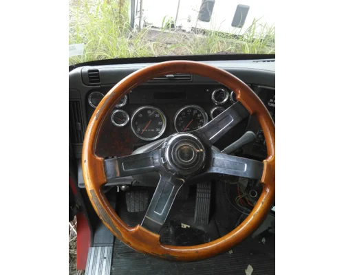 FREIGHTLINER CENTURY 120 CAB