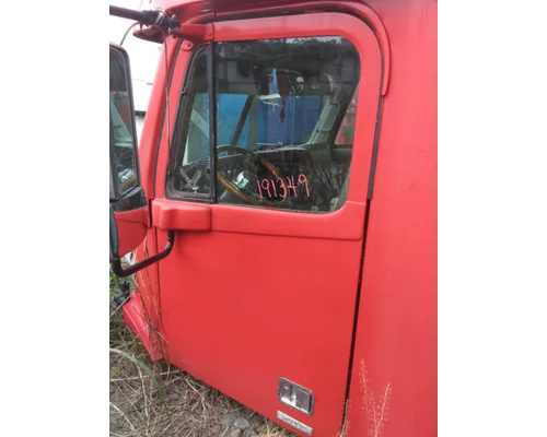 FREIGHTLINER CENTURY 120 CAB