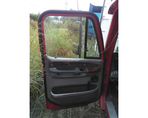 FREIGHTLINER CENTURY 120 CAB