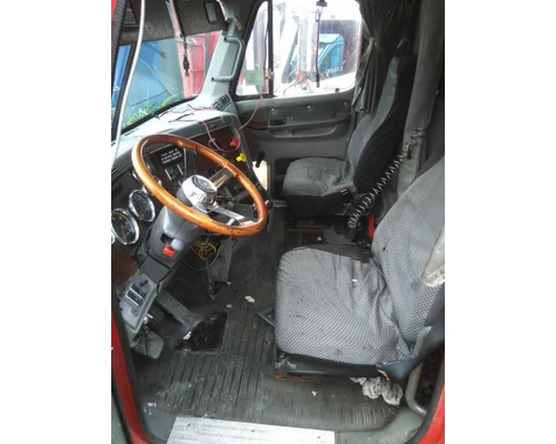 FREIGHTLINER CENTURY 120 CAB