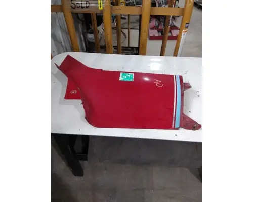 FREIGHTLINER CENTURY 120 COWL