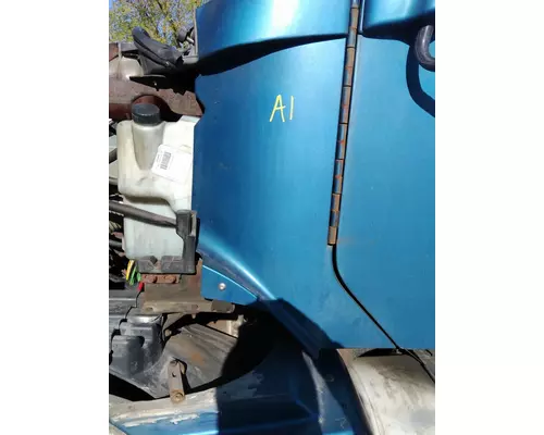 FREIGHTLINER CENTURY 120 COWL