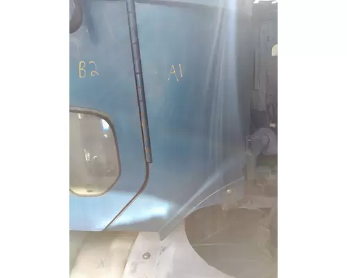 FREIGHTLINER CENTURY 120 COWL
