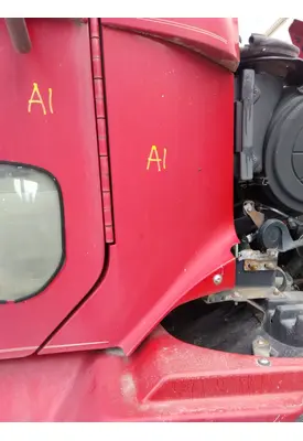FREIGHTLINER CENTURY 120 COWL