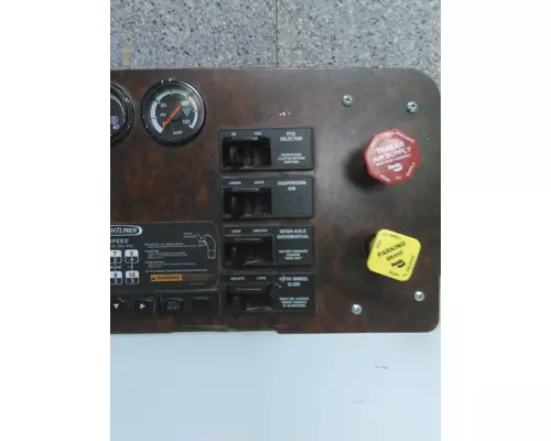 FREIGHTLINER CENTURY 120 DASH PANEL