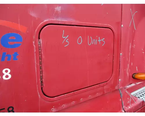 FREIGHTLINER CENTURY 120 DOOR, COMPARTMENT