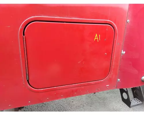 FREIGHTLINER CENTURY 120 DOOR, COMPARTMENT