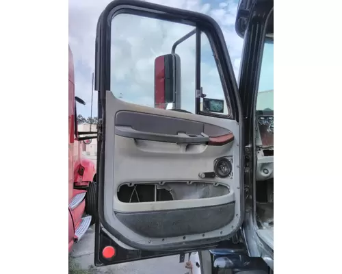 FREIGHTLINER CENTURY 120 DOOR ASSEMBLY, FRONT