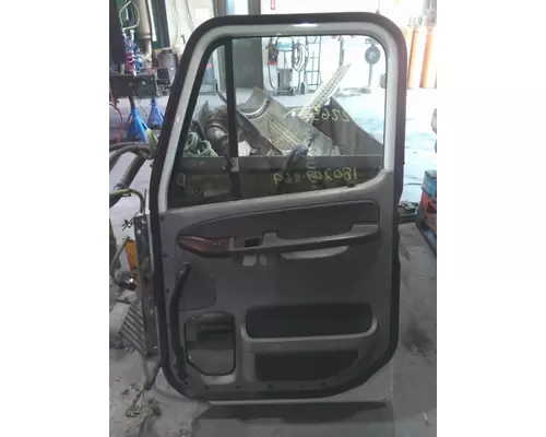 FREIGHTLINER CENTURY 120 DOOR ASSEMBLY, FRONT