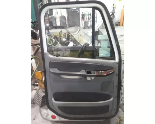 FREIGHTLINER CENTURY 120 DOOR ASSEMBLY, FRONT