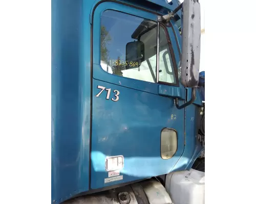 FREIGHTLINER CENTURY 120 DOOR ASSEMBLY, FRONT