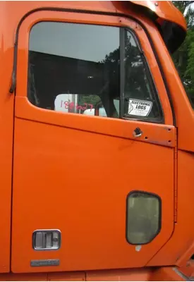 FREIGHTLINER CENTURY 120 DOOR ASSEMBLY, FRONT