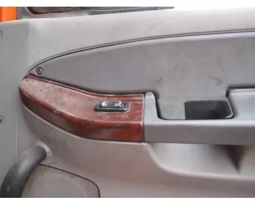 FREIGHTLINER CENTURY 120 DOOR ASSEMBLY, FRONT