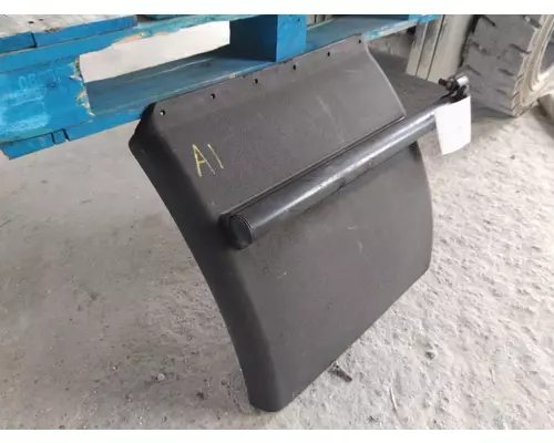 FREIGHTLINER CENTURY 120 FENDER, QUARTERHALF REAR