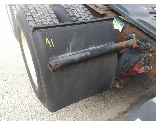 FREIGHTLINER CENTURY 120 FENDER, QUARTERHALF REAR