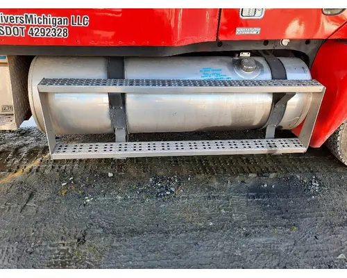 FREIGHTLINER CENTURY 120 FUEL TANK