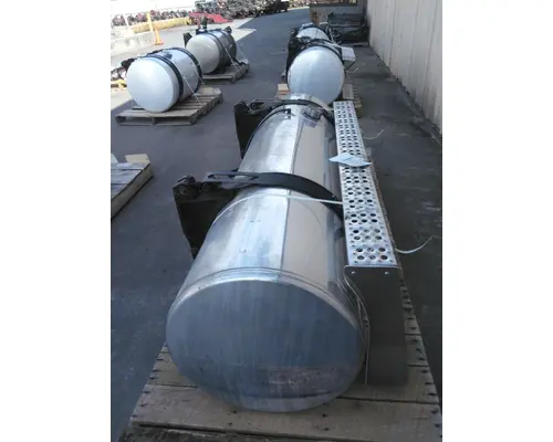 FREIGHTLINER CENTURY 120 FUEL TANK