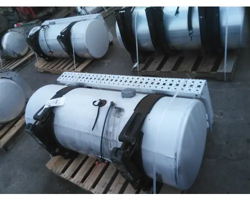 FREIGHTLINER CENTURY 120 FUEL TANK