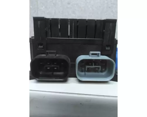 FREIGHTLINER CENTURY 120 FUSE BOX