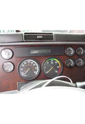 FREIGHTLINER CENTURY 120 GAUGE CLUSTER