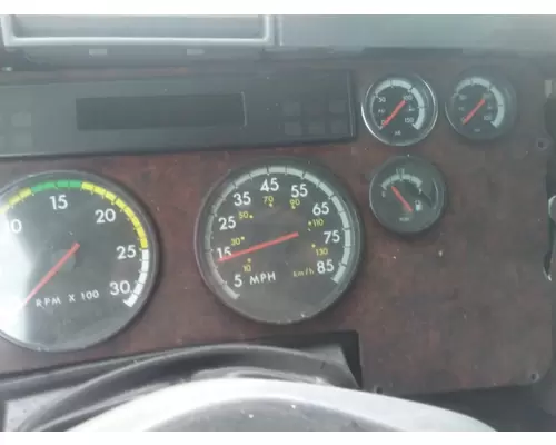 FREIGHTLINER CENTURY 120 GAUGE CLUSTER