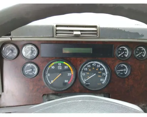 FREIGHTLINER CENTURY 120 GAUGE CLUSTER