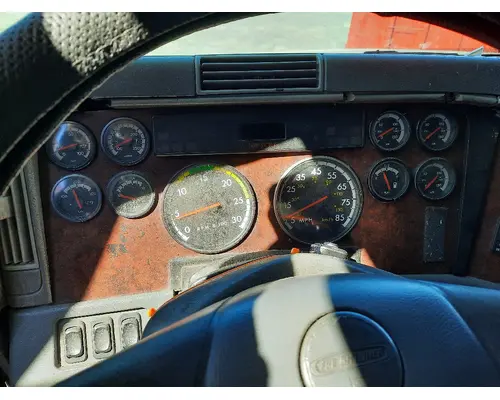 FREIGHTLINER CENTURY 120 GAUGE CLUSTER