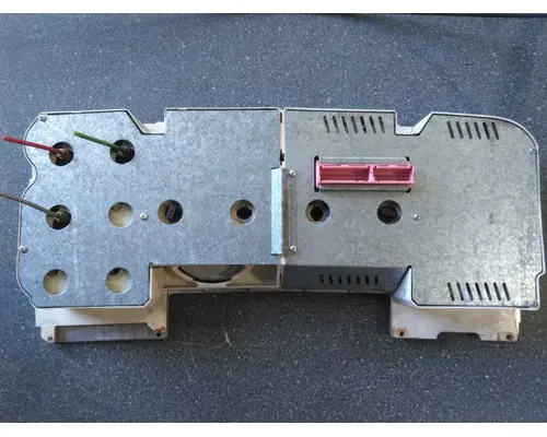 FREIGHTLINER CENTURY 120 GAUGE CLUSTER