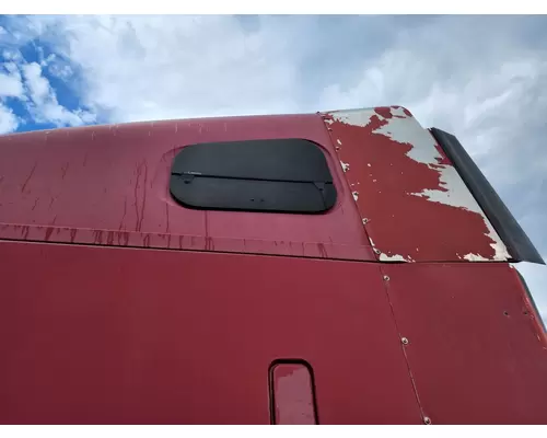 FREIGHTLINER CENTURY 120 GLASS, SLEEPER