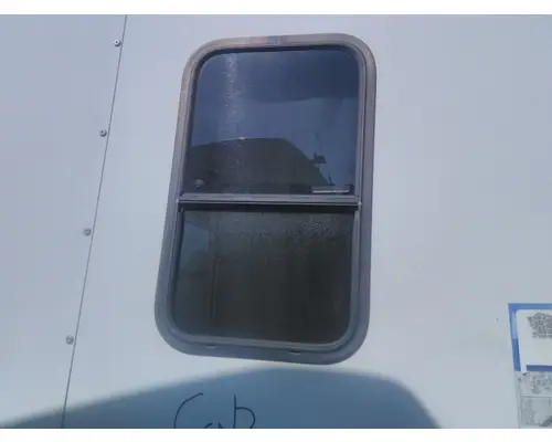 FREIGHTLINER CENTURY 120 GLASS, SLEEPER