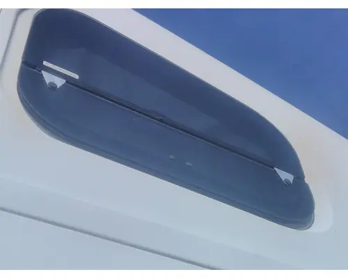 FREIGHTLINER CENTURY 120 GLASS, SLEEPER