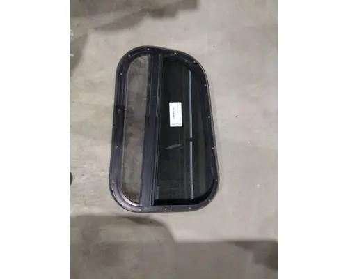 FREIGHTLINER CENTURY 120 GLASS, SLEEPER