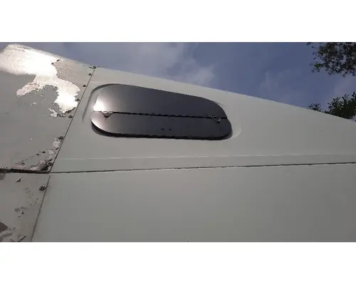FREIGHTLINER CENTURY 120 GLASS, SLEEPER