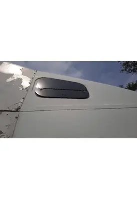 FREIGHTLINER CENTURY 120 GLASS, SLEEPER