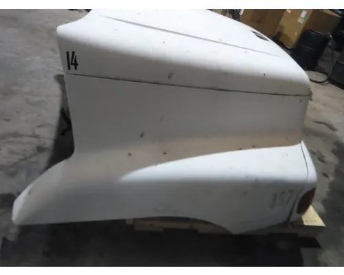 FREIGHTLINER CENTURY 120 HOOD