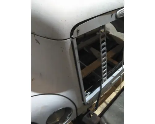 FREIGHTLINER CENTURY 120 HOOD