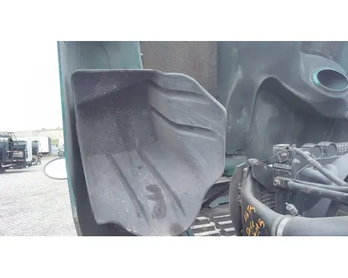 FREIGHTLINER CENTURY 120 HOOD
