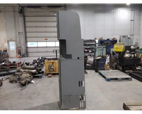 FREIGHTLINER CENTURY 120 INTERIOR CABINET