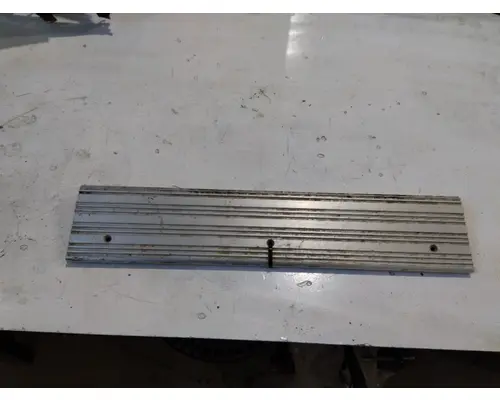 FREIGHTLINER CENTURY 120 INTERIOR PARTS, MISC.