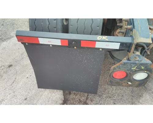 FREIGHTLINER CENTURY 120 MUD FLAP HANGER