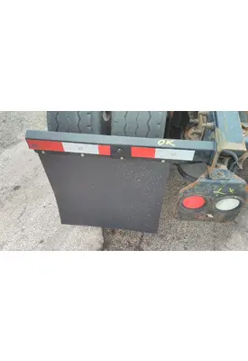 FREIGHTLINER CENTURY 120 MUD FLAP HANGER