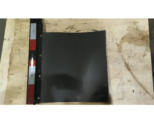 FREIGHTLINER CENTURY 120 MUD FLAP HANGER