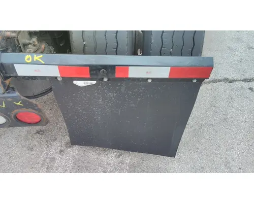 FREIGHTLINER CENTURY 120 MUD FLAP HANGER