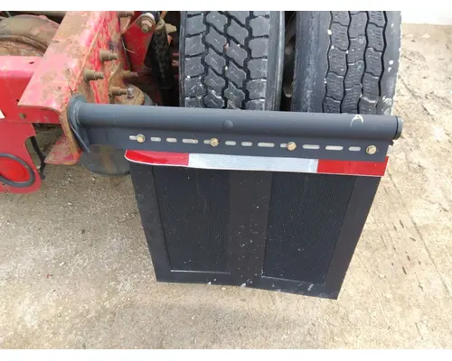 FREIGHTLINER CENTURY 120 MUD FLAP