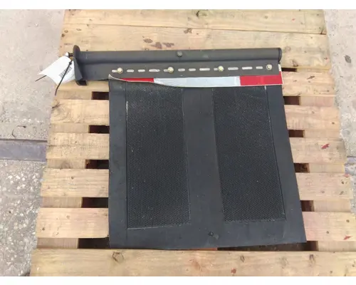 FREIGHTLINER CENTURY 120 MUD FLAP