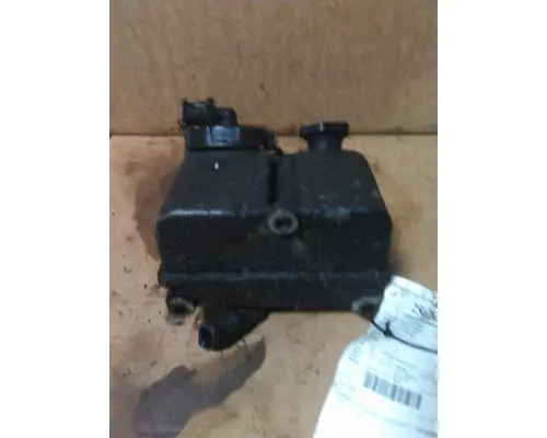 FREIGHTLINER CENTURY 120 POWER STEERING RESERVOIR