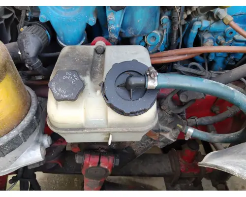 FREIGHTLINER CENTURY 120 POWER STEERING RESERVOIR