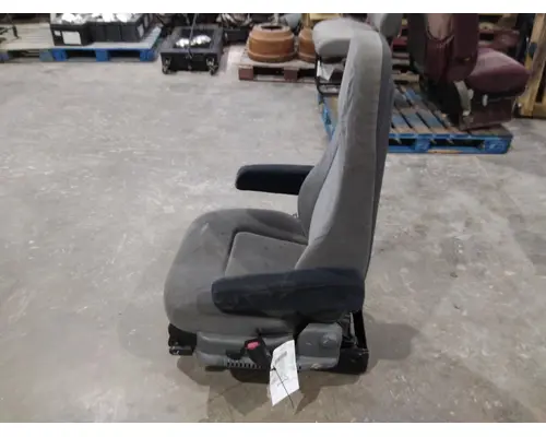FREIGHTLINER CENTURY 120 SEAT, FRONT